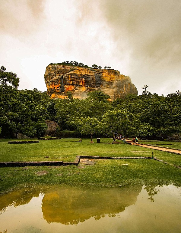 Зеркальная гладь